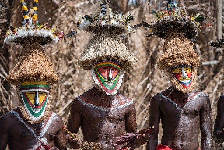 パプアニューギニアの先住民族とショー